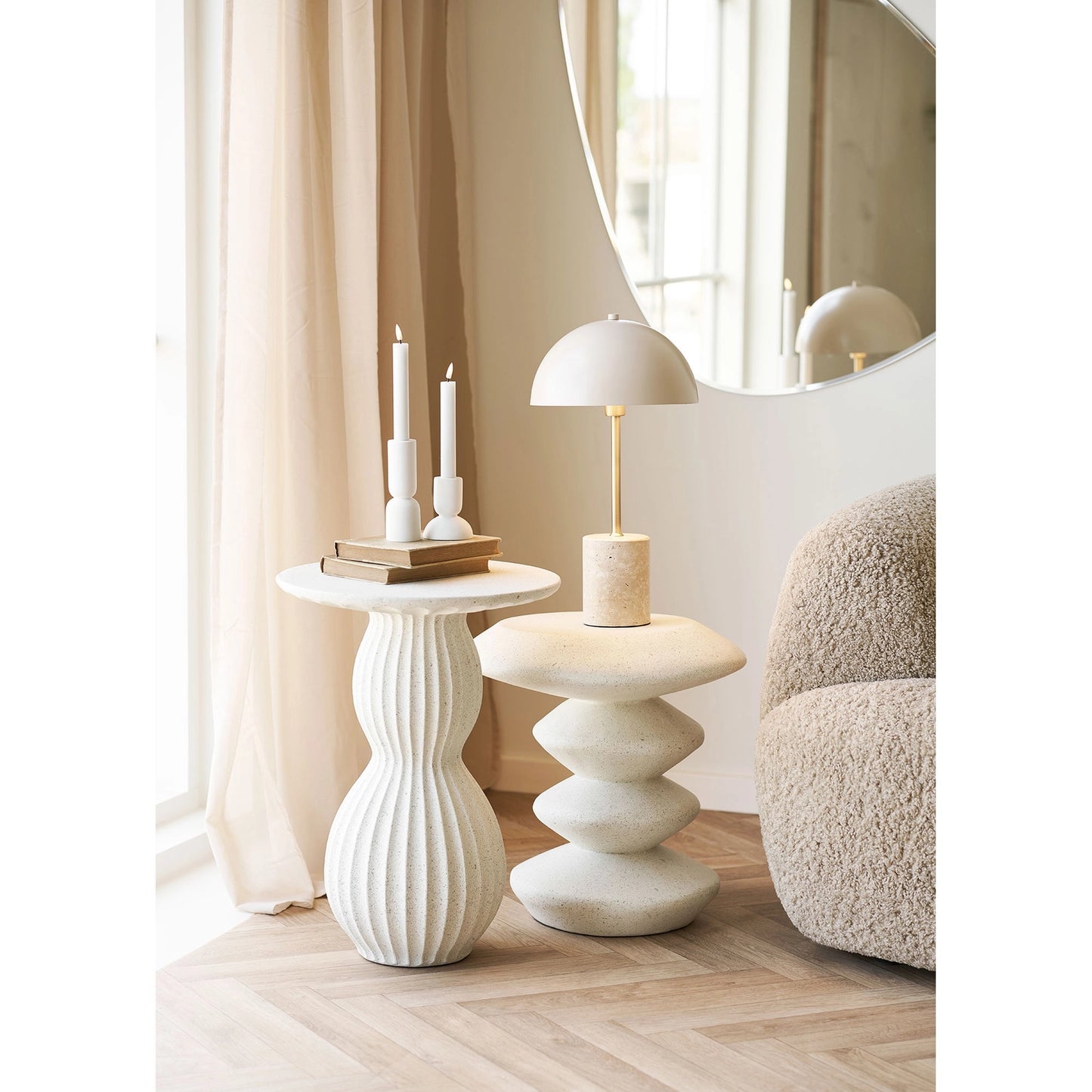 Lampe de table Sheffield vue de face, finition marbre